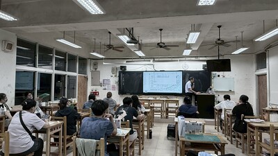 龍華科大入校宣導