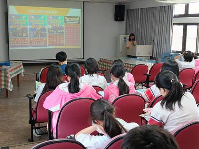 1150520社區高國中資源共享計畫-新埔國中技職宣導