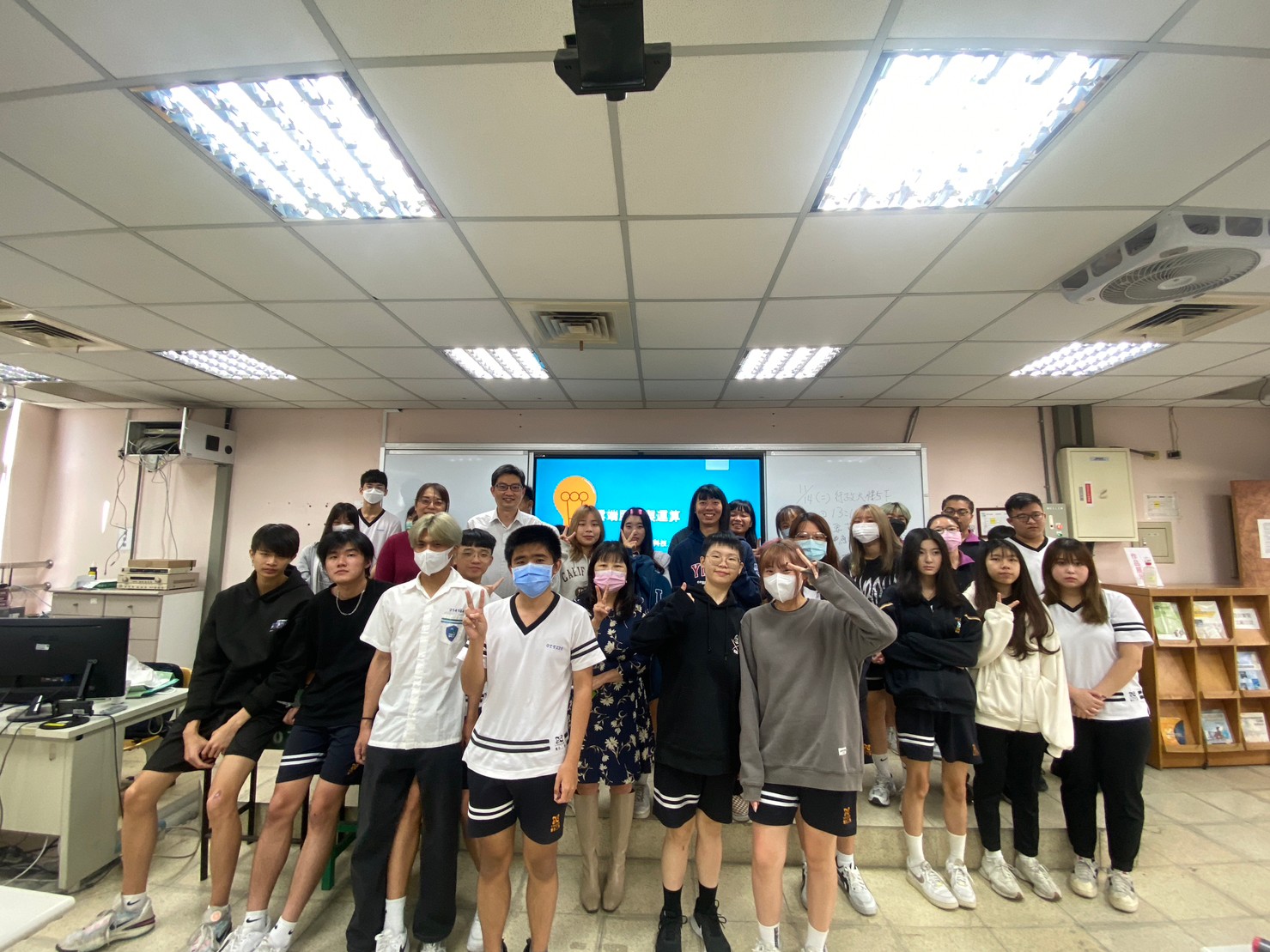 2023/11/07優質化-高三選修入班(另開新視窗)