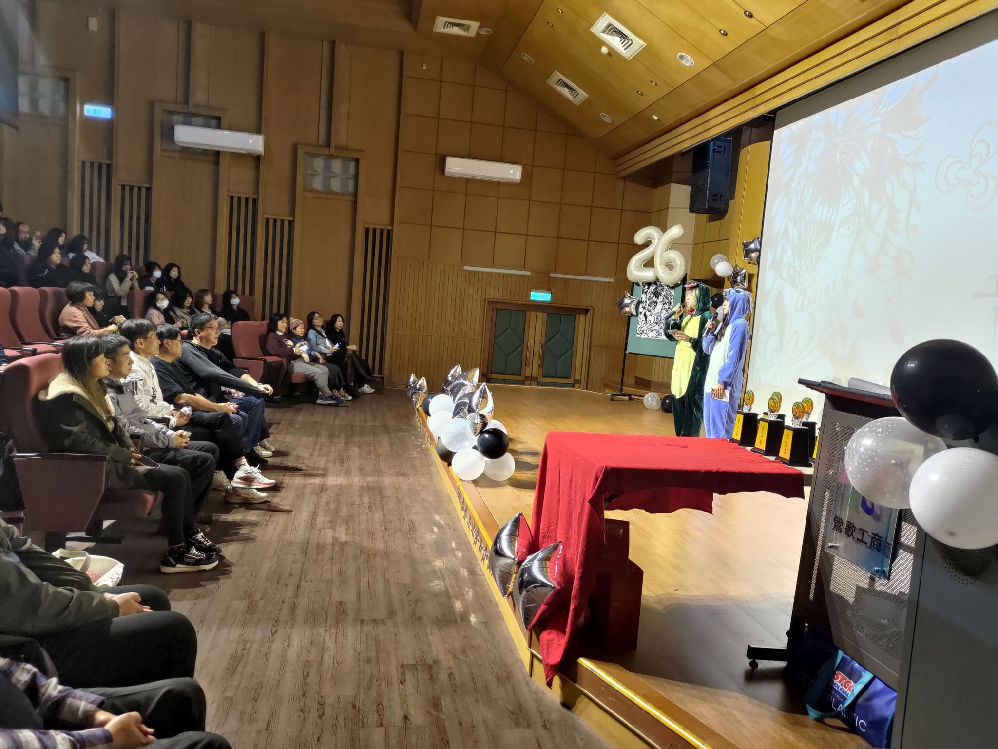 26屆美工科畢業展(另開新視窗)